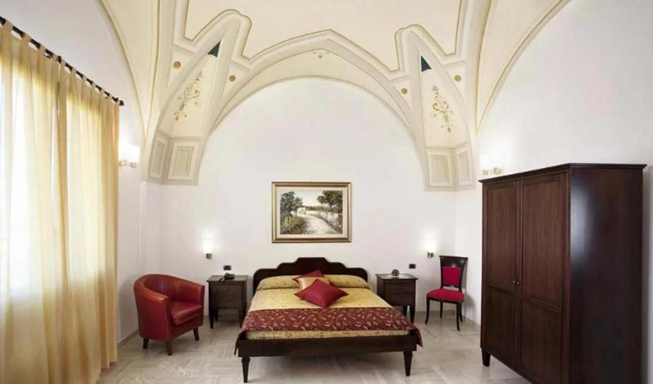 טוליה Amaregold Tenuta La Baronessa Resort מראה חיצוני תמונה