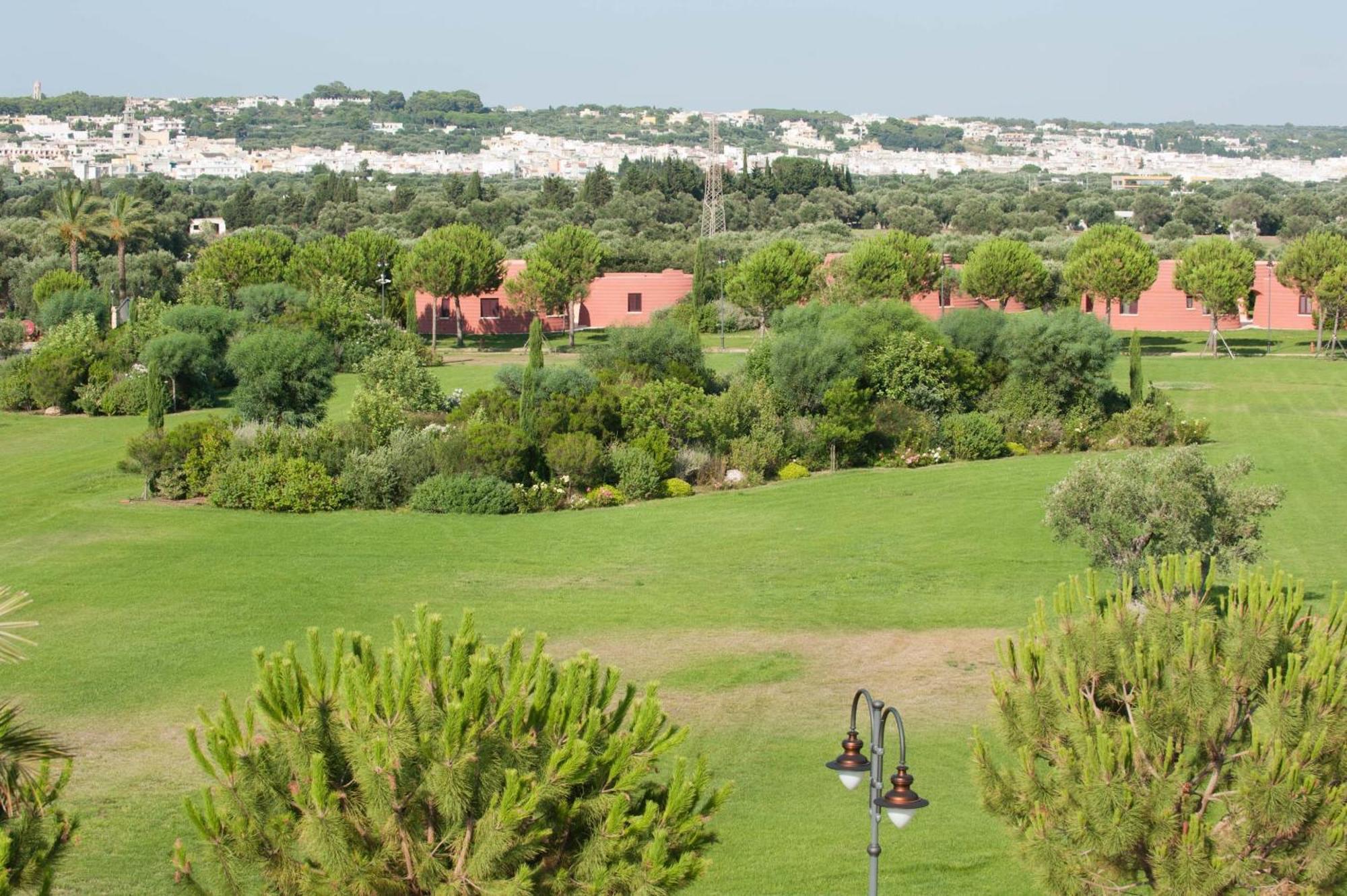 טוליה Amaregold Tenuta La Baronessa Resort מראה חיצוני תמונה