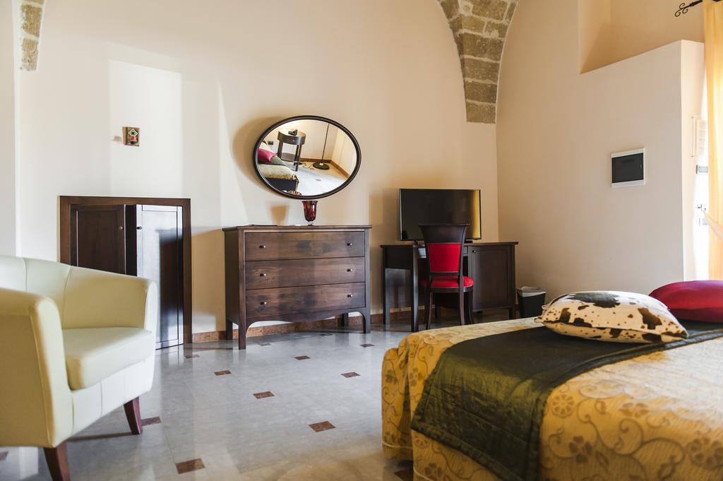 טוליה Amaregold Tenuta La Baronessa Resort מראה חיצוני תמונה
