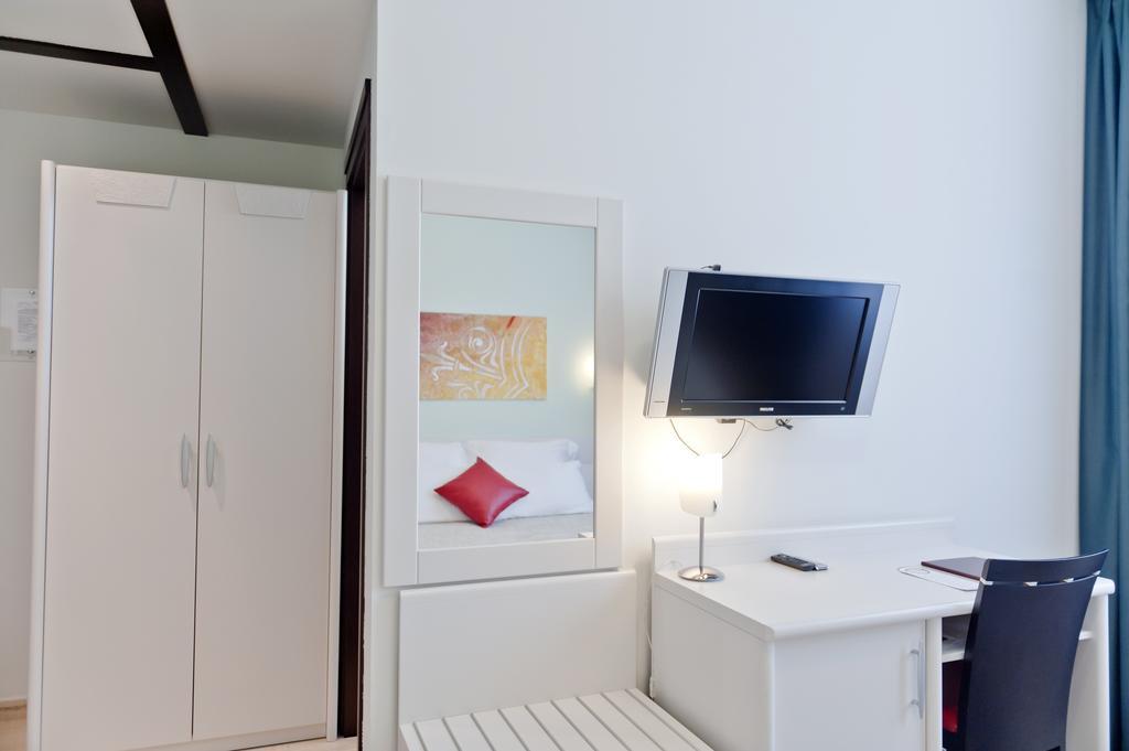 טוליה Amaregold Tenuta La Baronessa Resort מראה חיצוני תמונה
